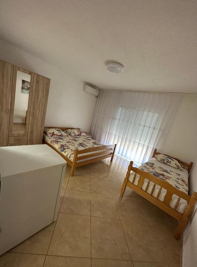 Apartments Edona Ulcinj Exterior photo